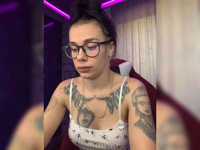 deva_maria webcam