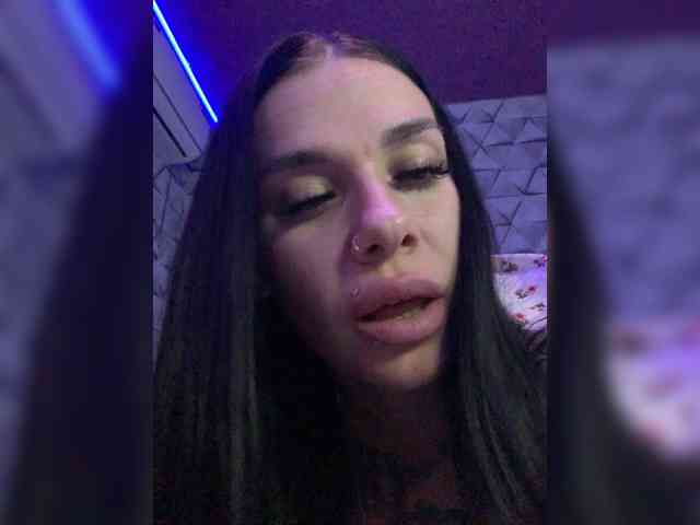 deva_maria webcam