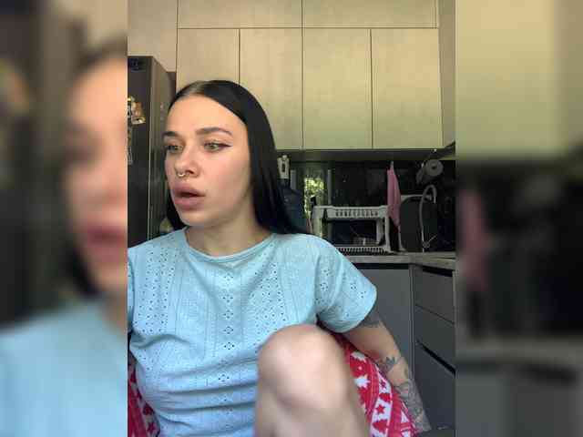 deva_maria webcam