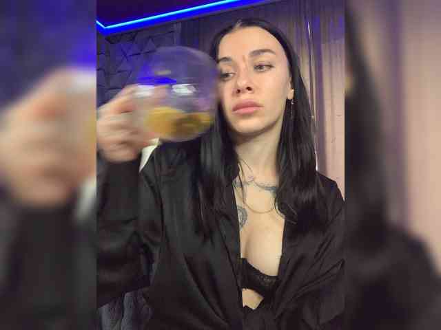 deva_maria webcam