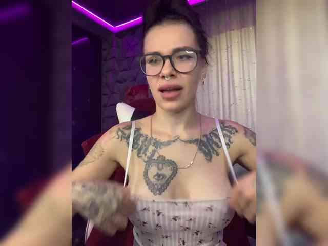 deva_maria webcam