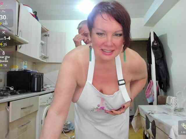 ladyred1 webcam