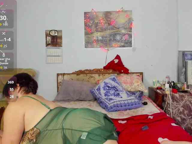 ladyred1 webcam