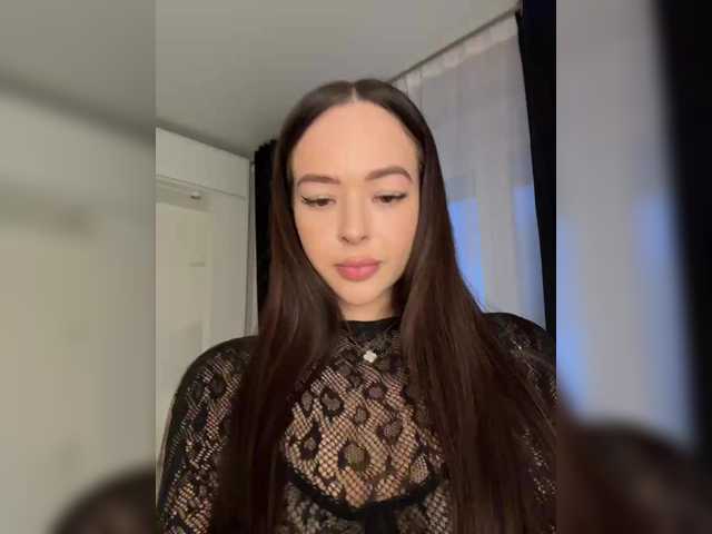 EmilyPure's BongaCams show and profile