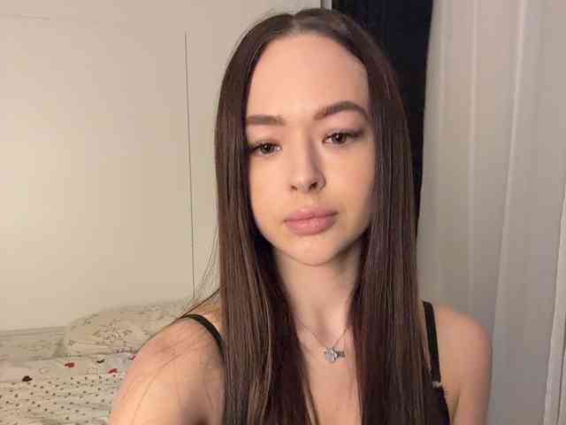 EmelyExx webcam