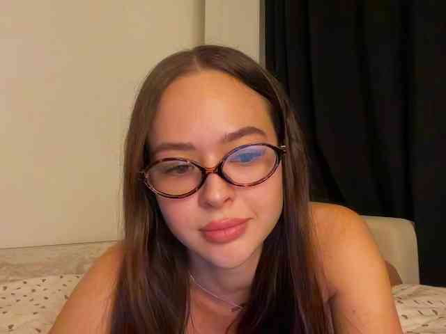 EmelyExx webcam