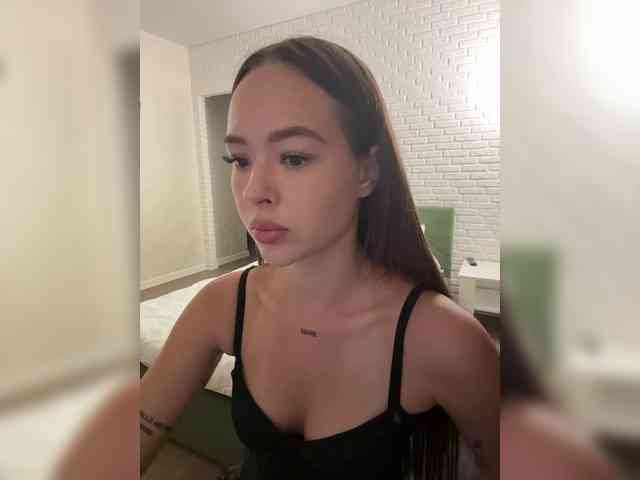 EmelyExx webcam