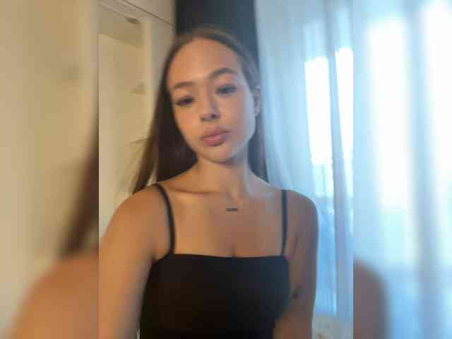 EmelyExx webcam