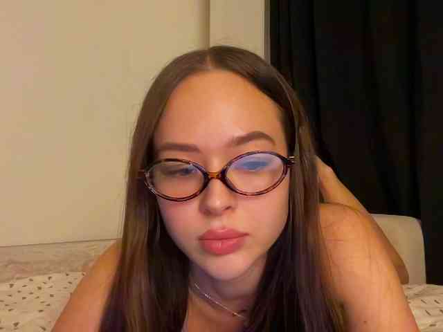 EmelyExx webcam