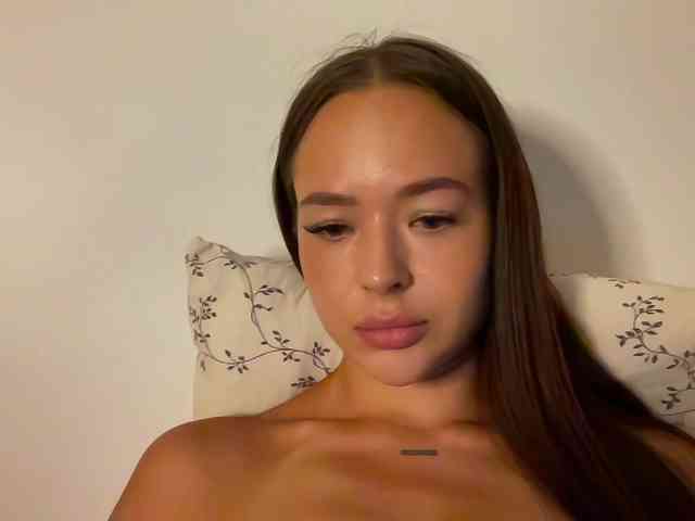 EmelyExx webcam