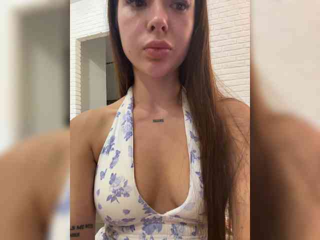 EmelyExx webcam