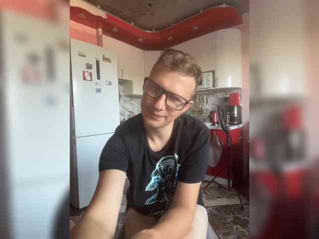 LoveMarkusik Sex Cam Show