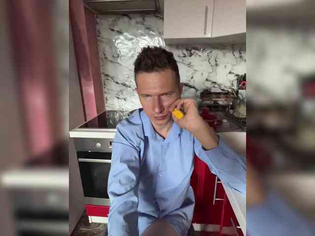 LoveMarkusik Sex Cam Show
