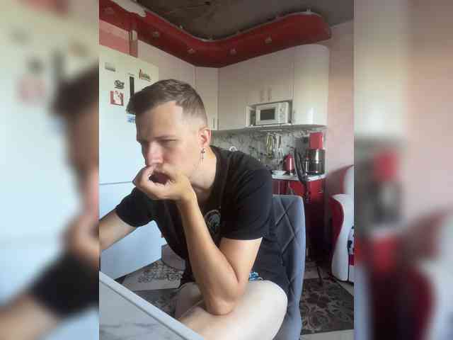 LoveMarkusik Sex Cam Show