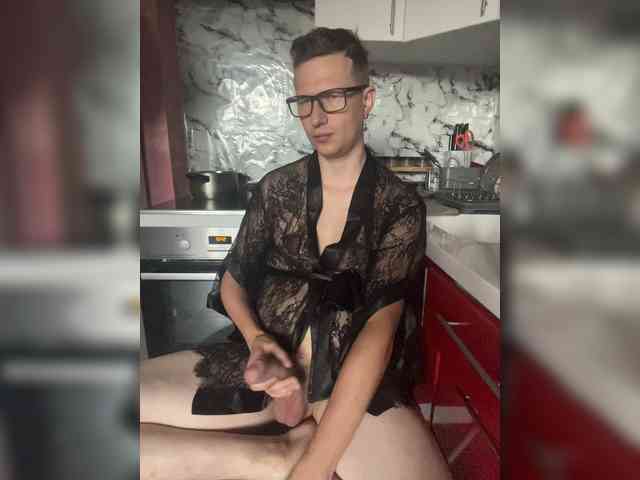 LoveMarkusik Sex Cam Show