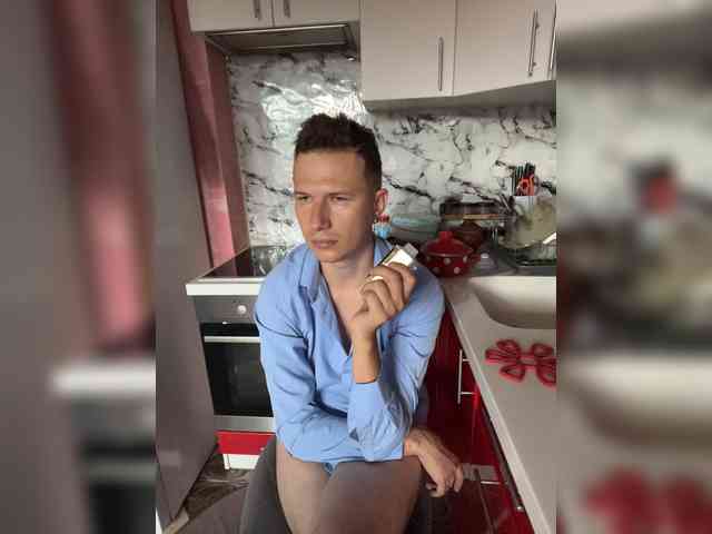 LoveMarkusik Sex Cam Show