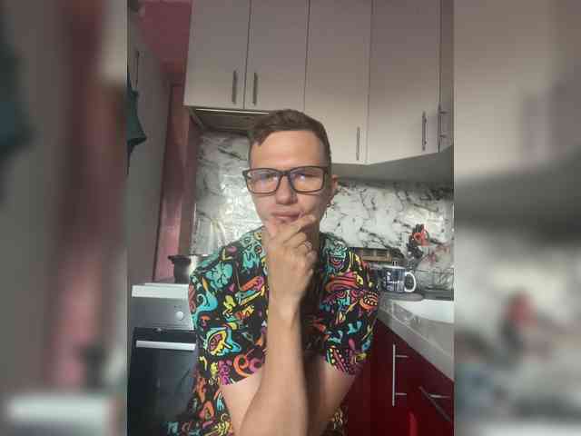LoveMarkusik Sex Cam Show