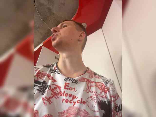 LoveMarkusik Sex Cam Show