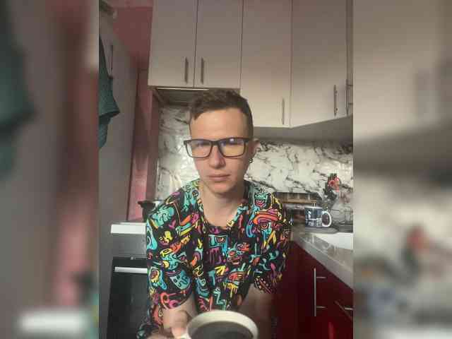 LoveMarkusik Sex Cam Show