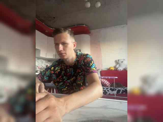 LoveMarkusik Sex Cam Show