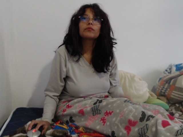 valak133 live cam on BongaCams
