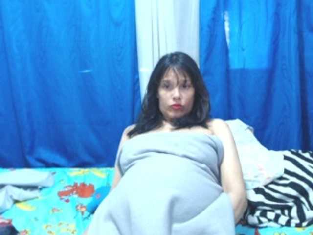 valak133 live webcam show