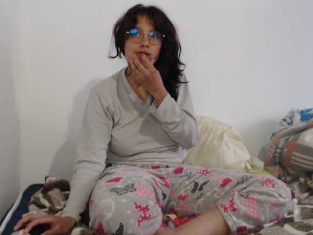 valak133 live cam on BongaCams