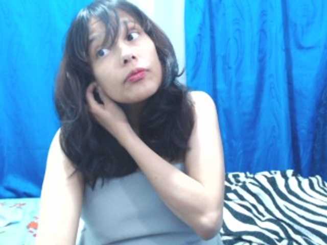 valak133 live webcam show