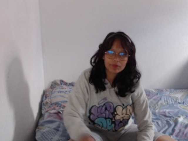 valak133 live cam on BongaCams