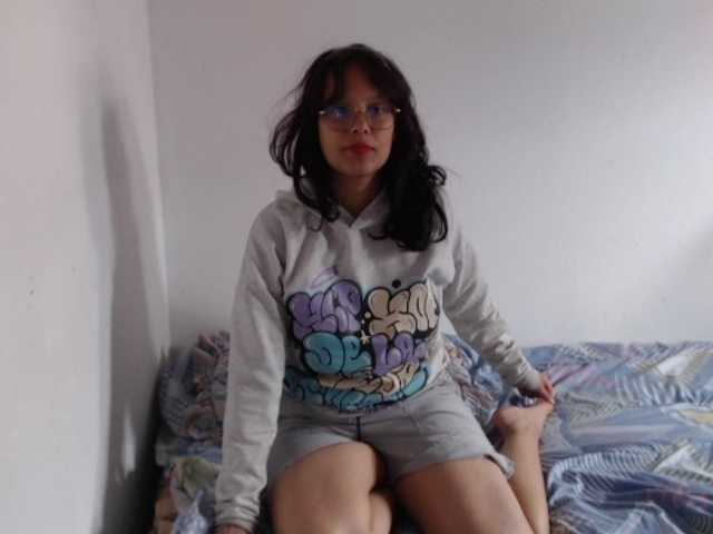 valak133 live cam on BongaCams