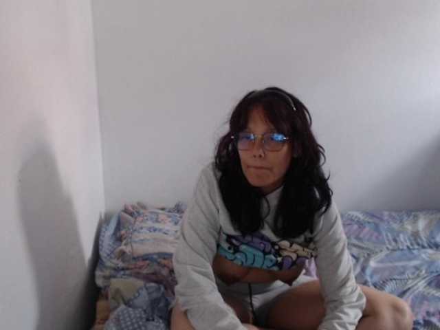 valak133 live cam on BongaCams
