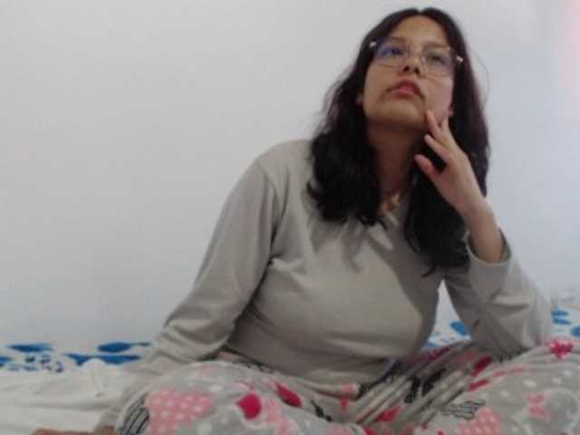 valak133, en vivo ahora en BongaCams