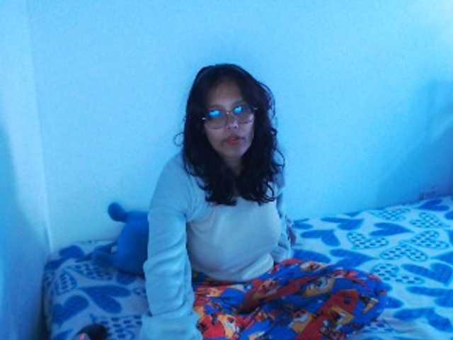 valak133 live cam on BongaCams