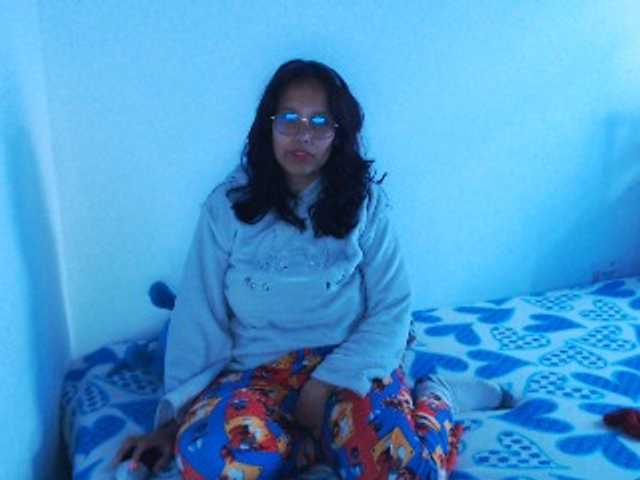 valak133 live cam on BongaCams