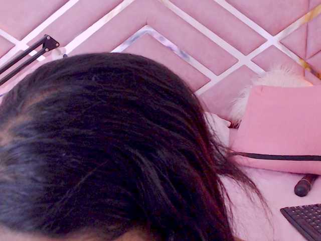 NiaPratt live cam on BongaCams