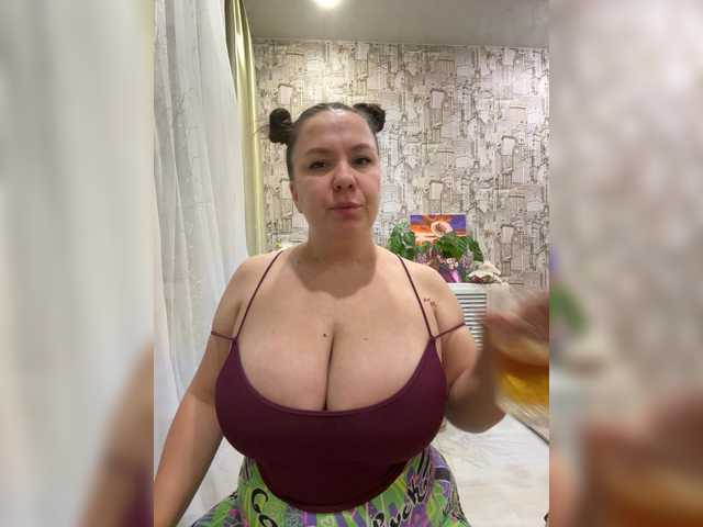 Lady-L live cam on BongaCams