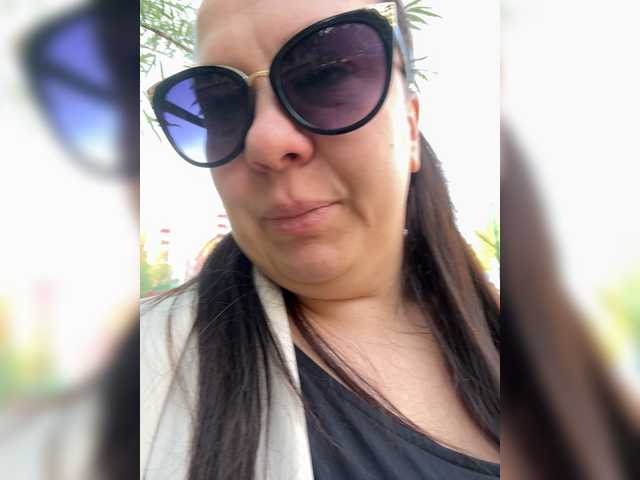 Lady-L live cam on BongaCams
