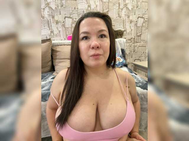 Lady-L live cam on BongaCams