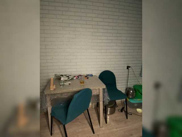 -BuSiNkA