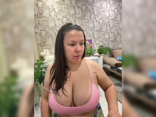 Lady-L live cam on BongaCams