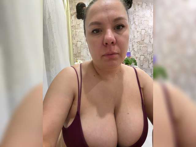 Lady-L live cam on BongaCams