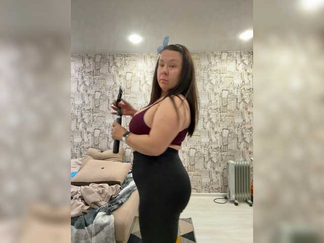 Lady-L live cam on BongaCams