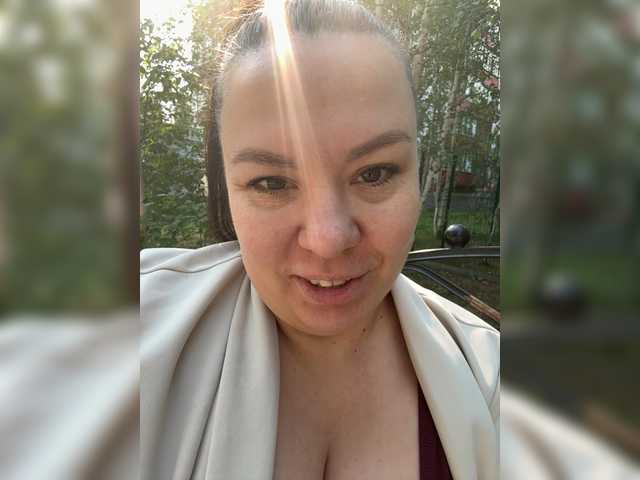 -BuSiNkA