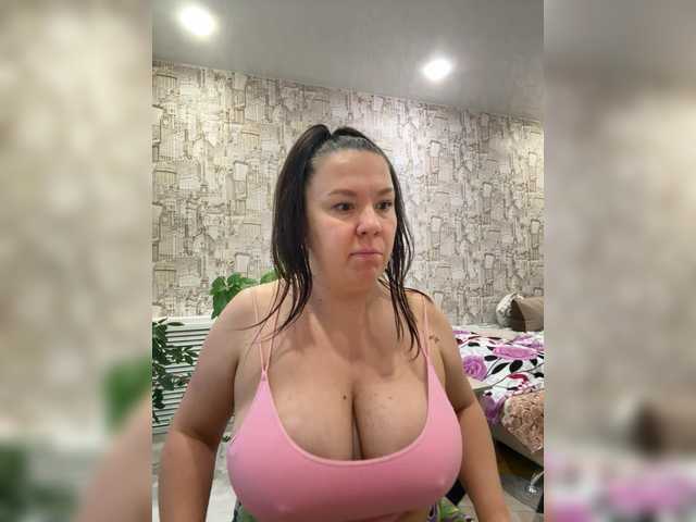 Lady-L live cam on BongaCams