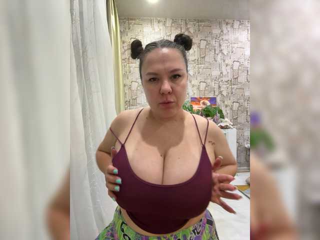 Lady-L live cam on BongaCams