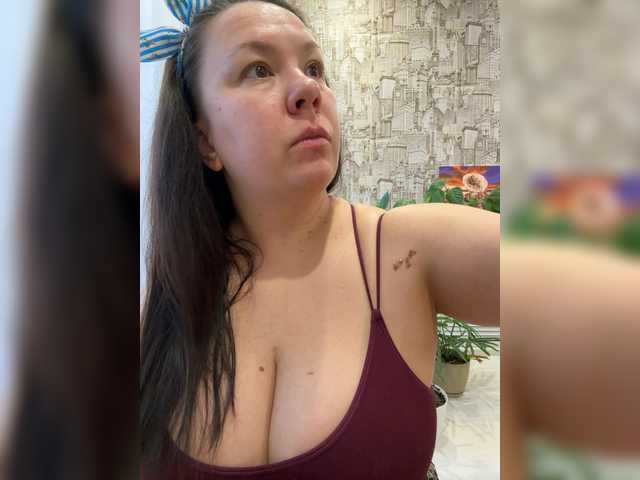 Lady-L live cam on BongaCams