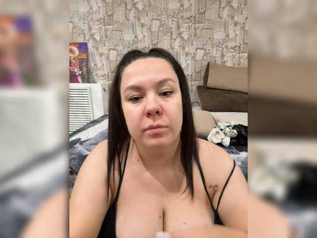 Lady-L live cam on BongaCams