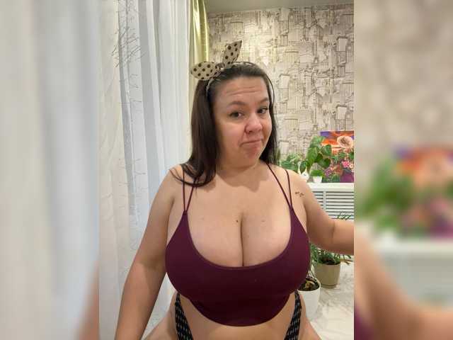 Lady-L live cam on BongaCams