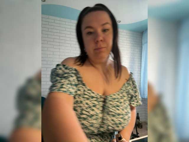 Lady-L live cam on BongaCams