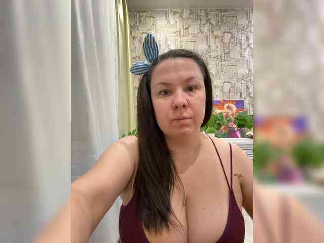 -BuSiNkA webcam